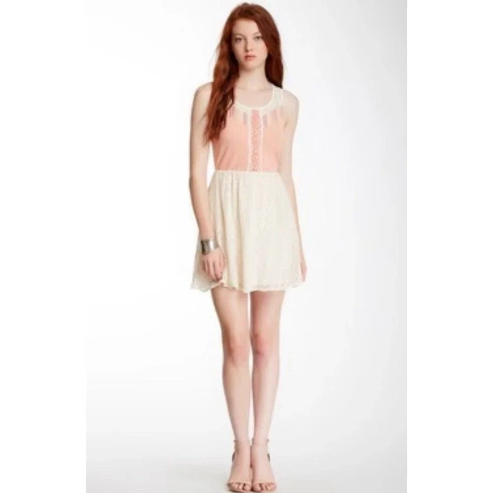 Buckle Boho Skater Dress Size Medium Embroidered Peach Racerback Sporty